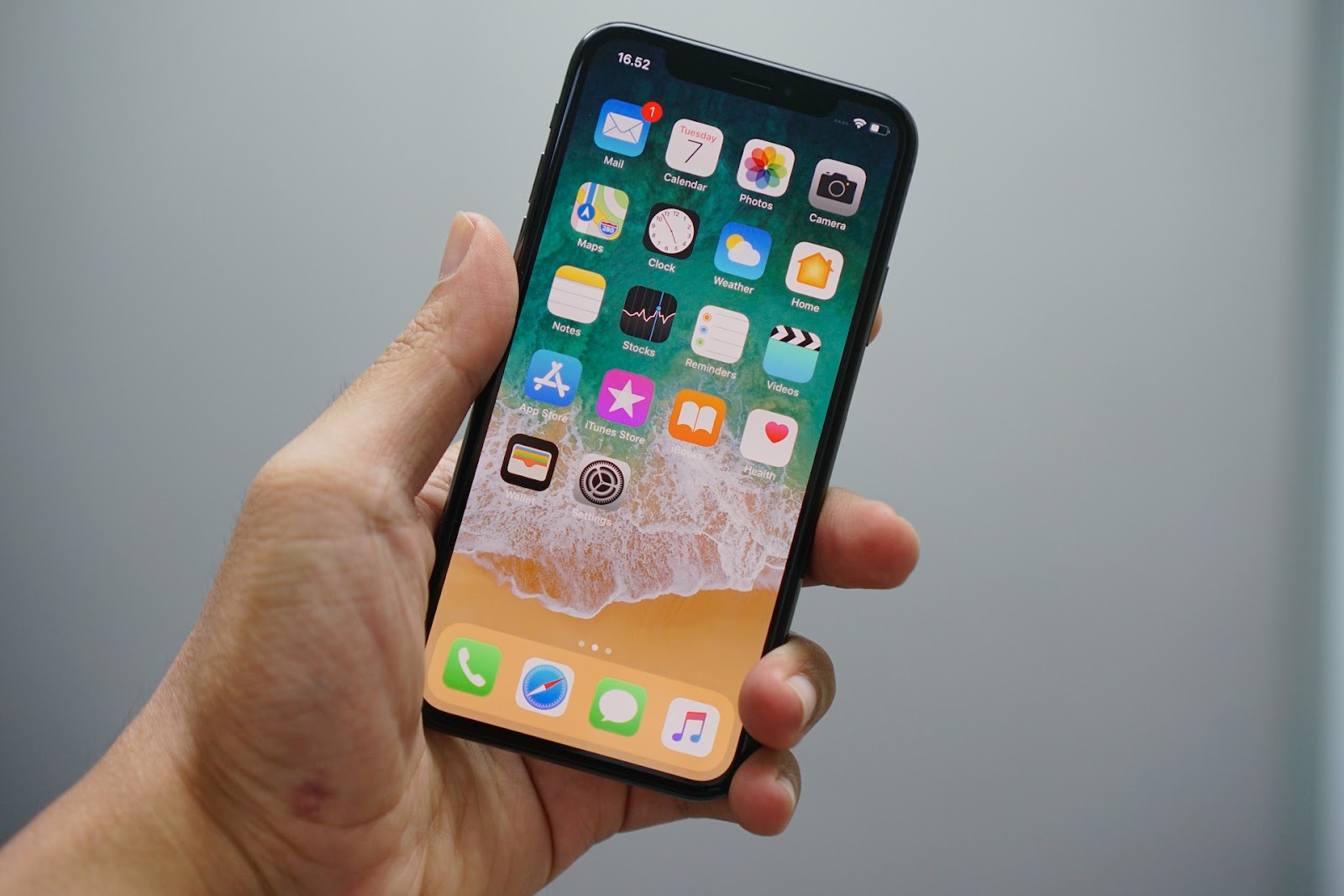 How-To-See-If-Someone-Checked-Your-Location-On-iPhone