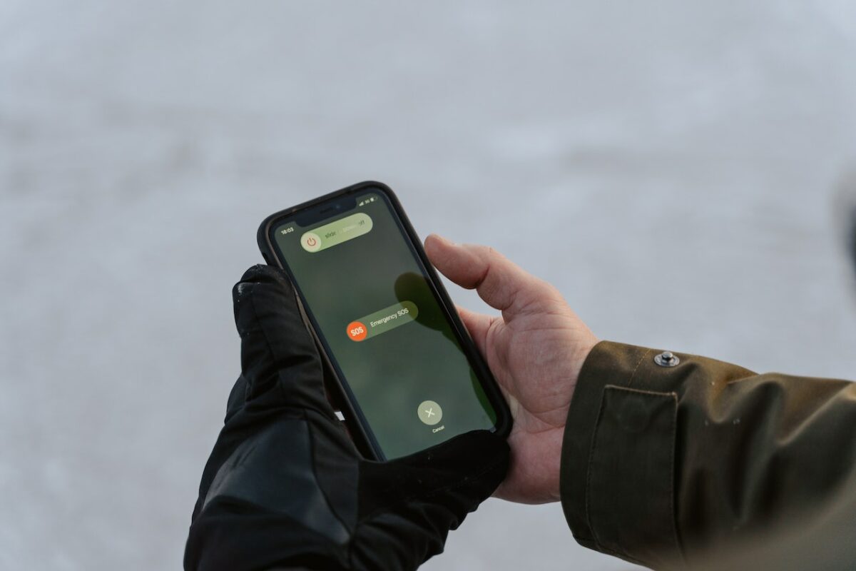 How to Turn Off SOS on iPhone 12/13/14/15 in 2025