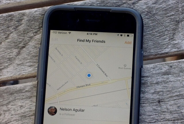 How-to-Track-Someone-s-Location-on-iPhone